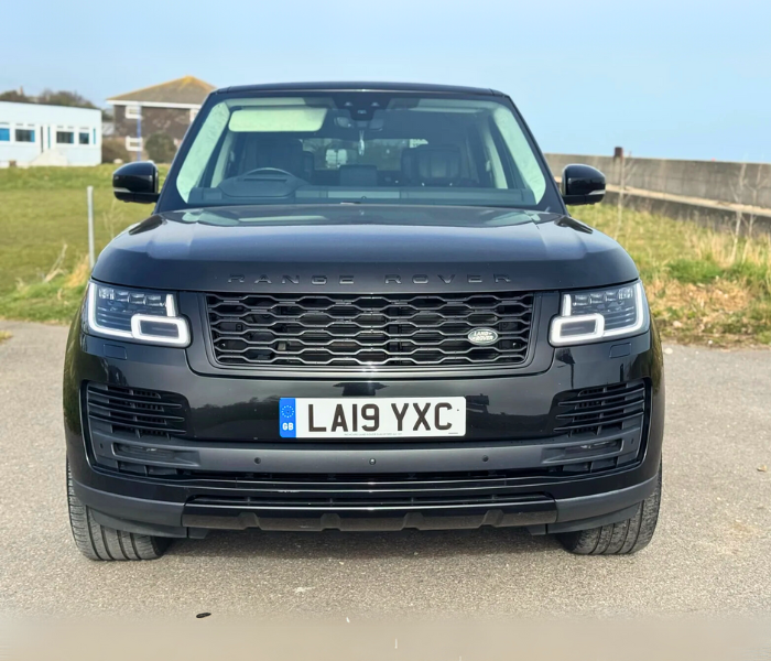 2019 LAND ROVER VOGUE